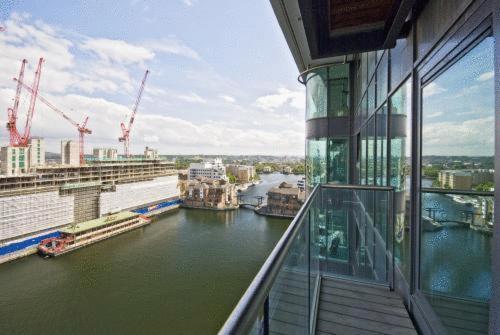 Dockside Serviced Apartments London Room photo